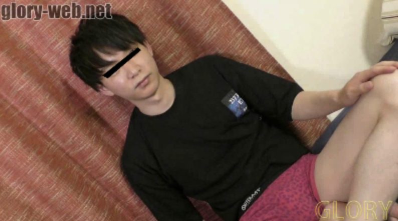 【ゲイ動画】最近男の人に興味をもった小柄で可愛いウブな早漏大学2年生20歳！【GLORY】