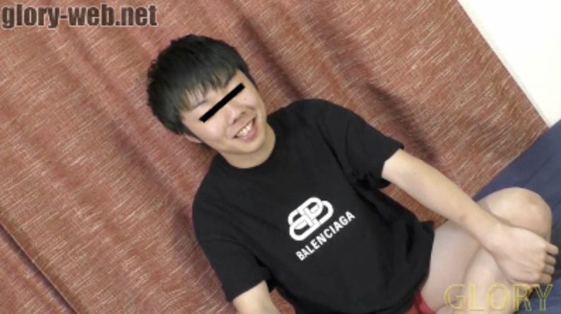 【ゲイ動画】あの可愛い噂のしょうくん！168cm58kg18歳！高校ではサッカー部特待生のノンケ